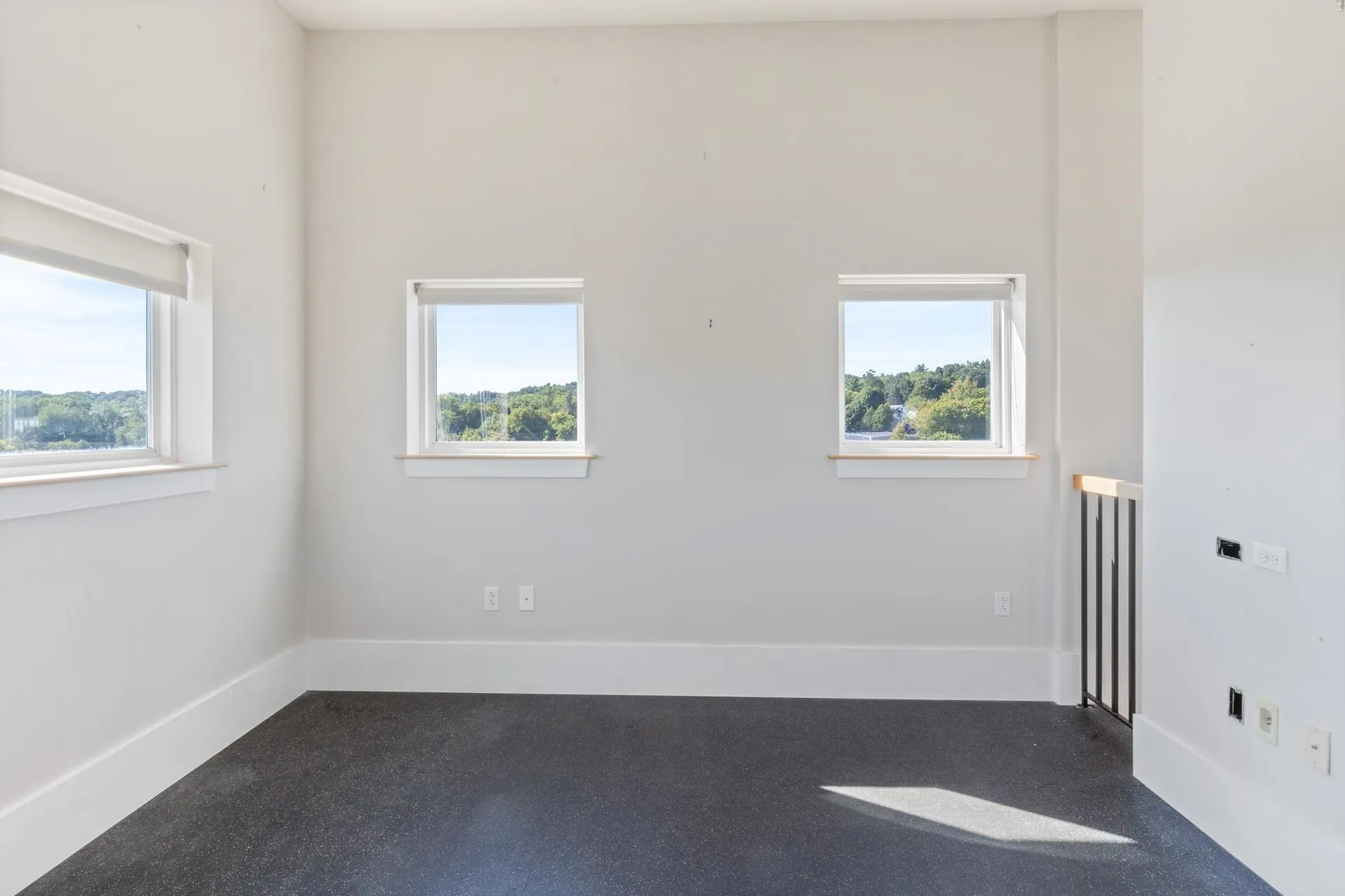 60 Winooski Falls Way Winooski VT 05404-2271