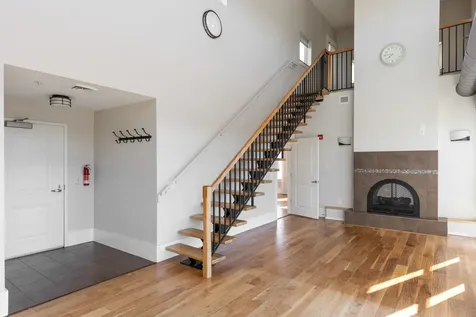 60 Winooski Falls Way Winooski VT 05404-2271