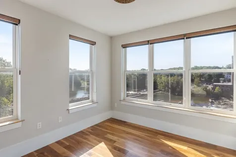 60 Winooski Falls Way Winooski VT 05404-2271