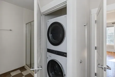 60 Winooski Falls Way Winooski VT 05404-2271