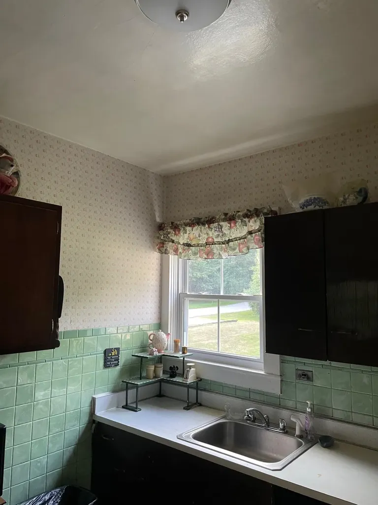 86 Hazel Street Rutland City VT 05701