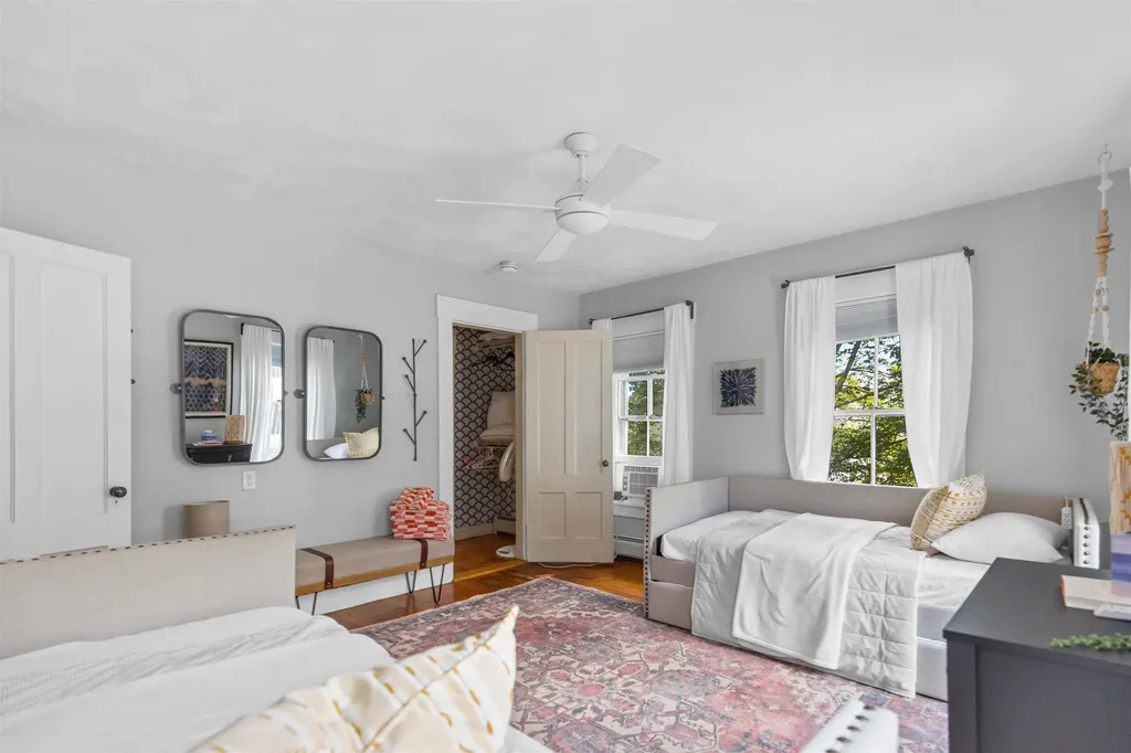 15 Highland Street Meredith NH 03253