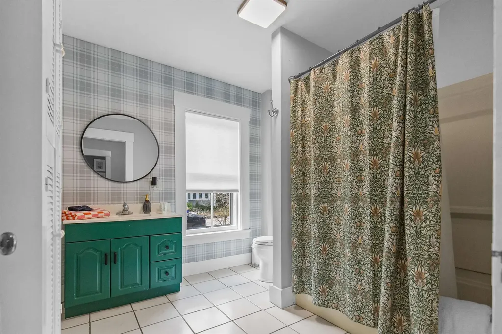 15 Highland Street Meredith NH 03253