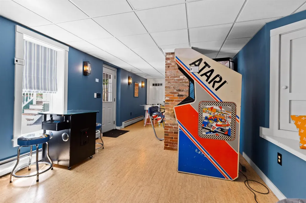 15 Highland Street Meredith NH 03253