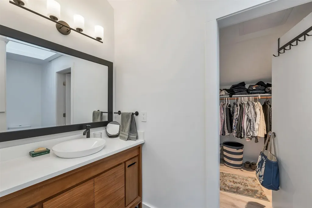 28 Sugarwood Lane Grantham NH 03753