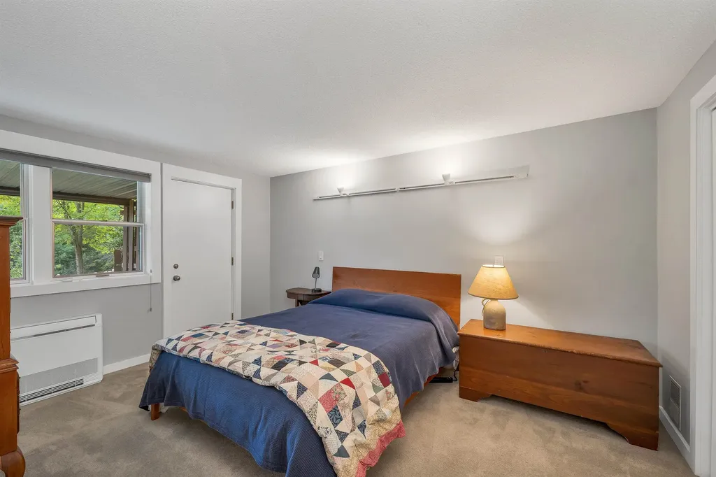 28 Sugarwood Lane Grantham NH 03753