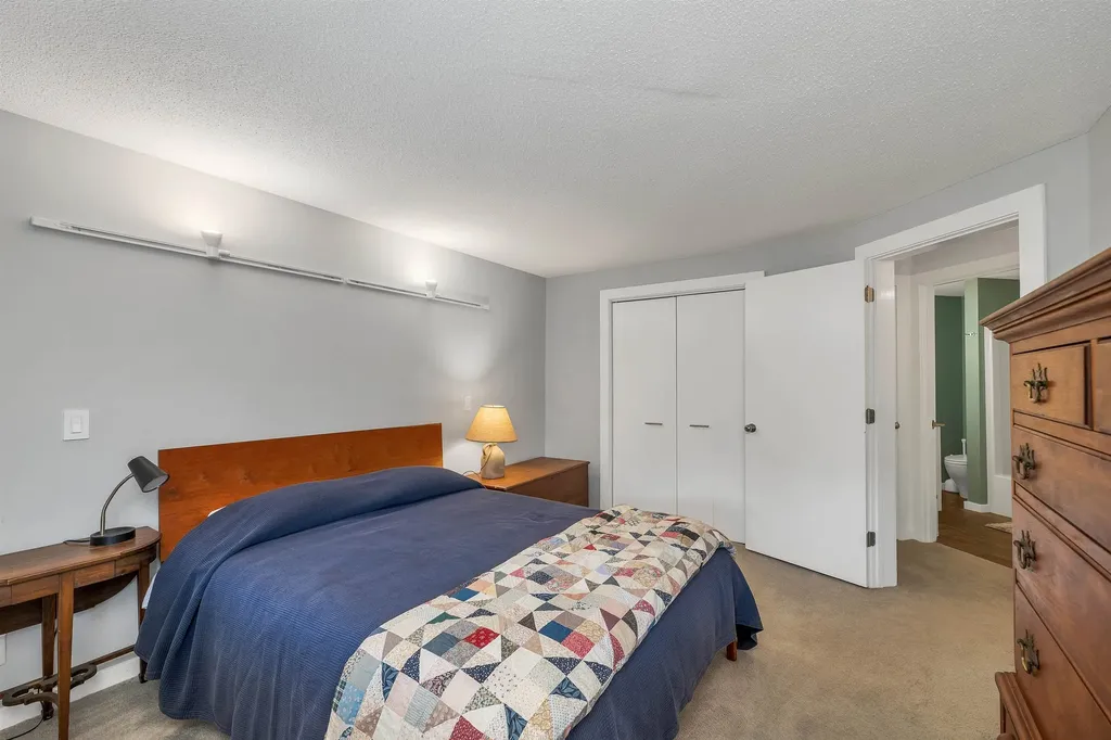 28 Sugarwood Lane Grantham NH 03753