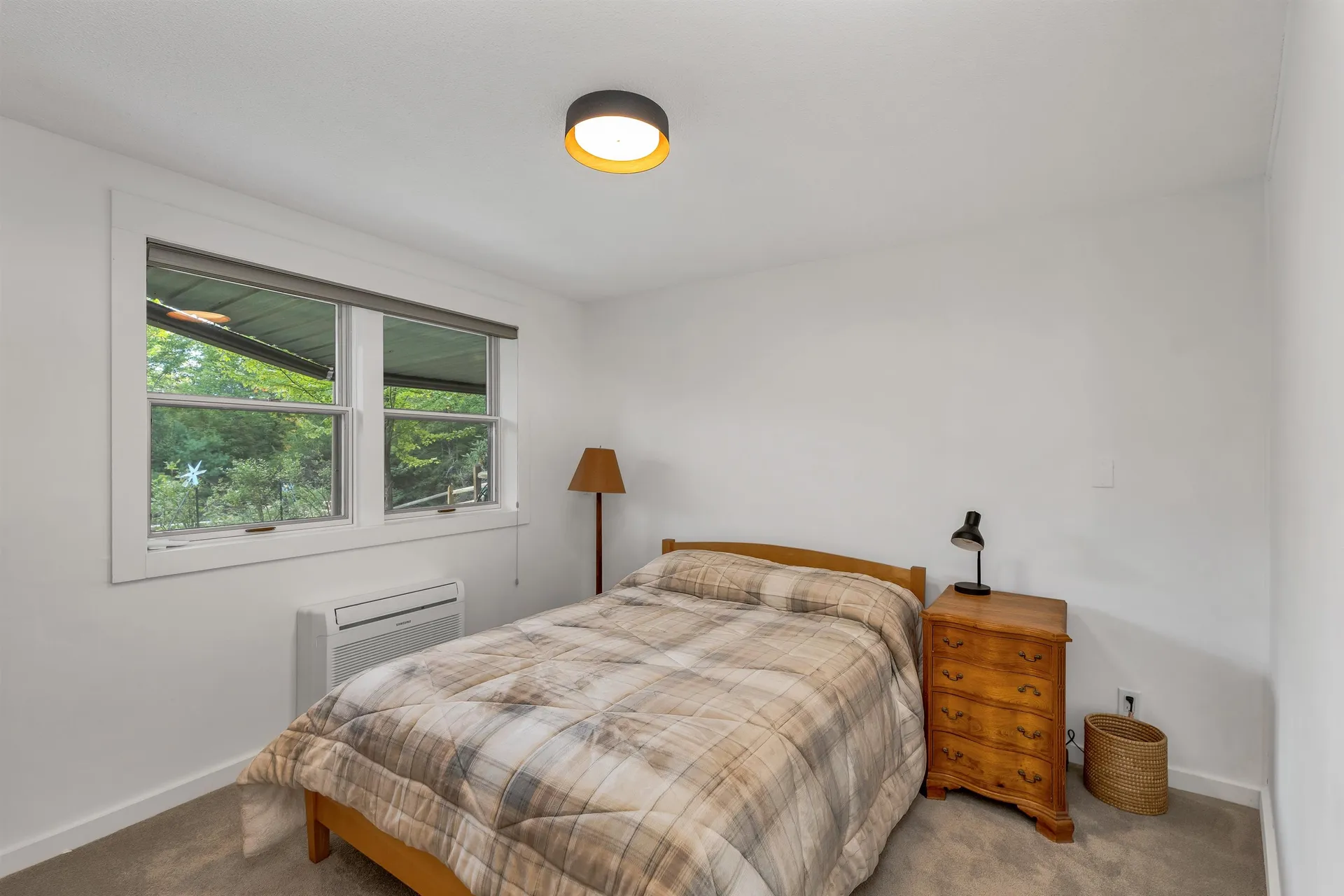 28 Sugarwood Lane Grantham NH 03753