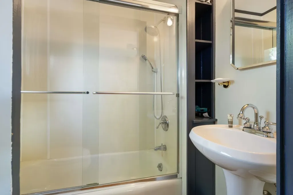 33 Rocky Lane Ogunquit ME 03907