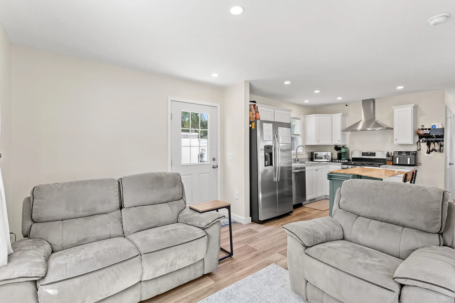 1338 Woodbury Avenue Portsmouth NH 03801