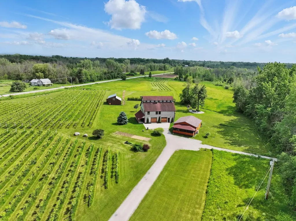 85 Shrine Road Isle La Motte VT 05463