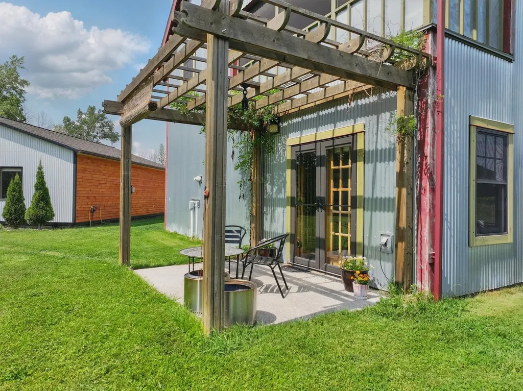 85 Shrine Road Isle La Motte VT 05463