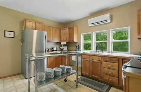 85 Shrine Road Isle La Motte VT 05463