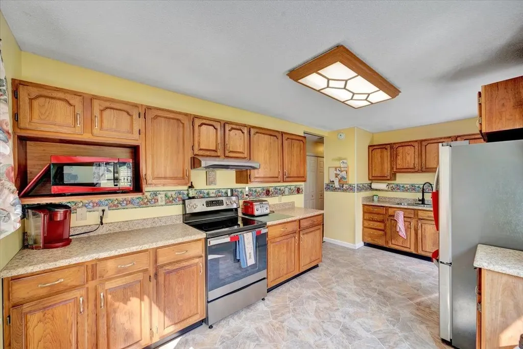 13 Ayers Drive Jericho VT 05465