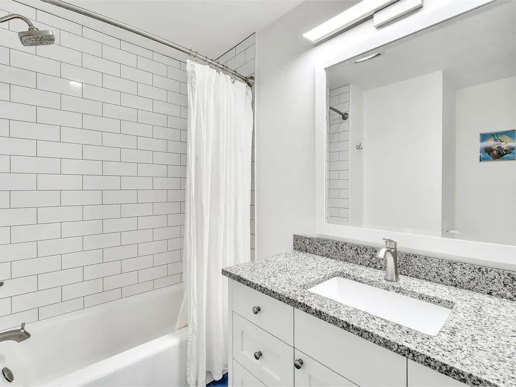 43 Cumberland Road Burlington VT 05408