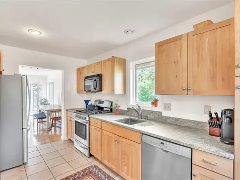 43 Cumberland Road Burlington VT 05408