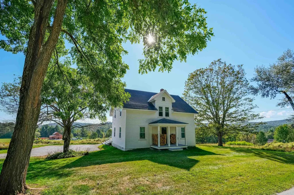 629 South Hill Road Ludlow VT 05149