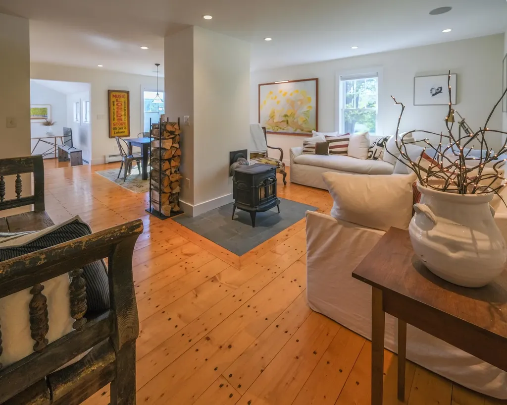 629 South Hill Road Ludlow VT 05149