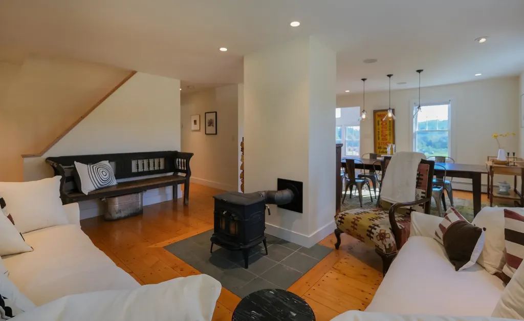 629 South Hill Road Ludlow VT 05149