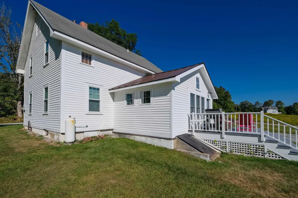 629 South Hill Road Ludlow VT 05149