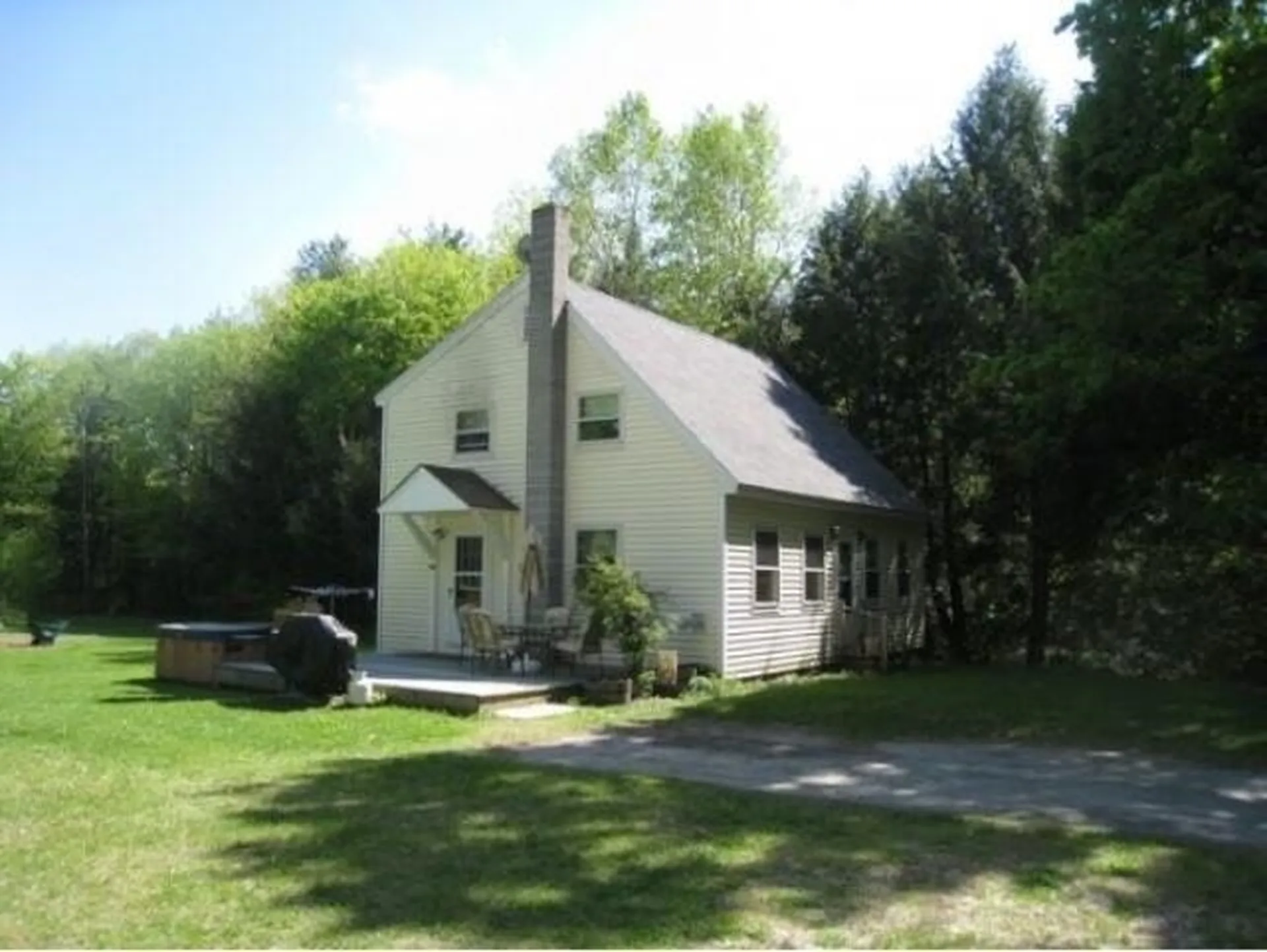 672 County Road Windsor VT 05089