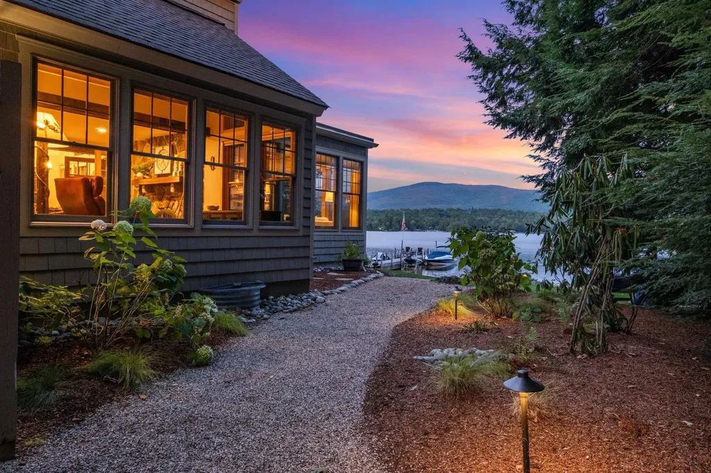 11 Geery Lane Moultonborough NH 03254