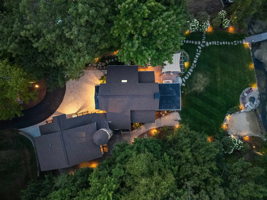 11 Geery Lane Moultonborough NH 03254