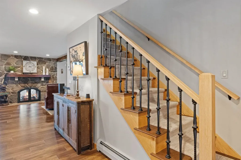 11 Geery Lane Moultonborough NH 03254