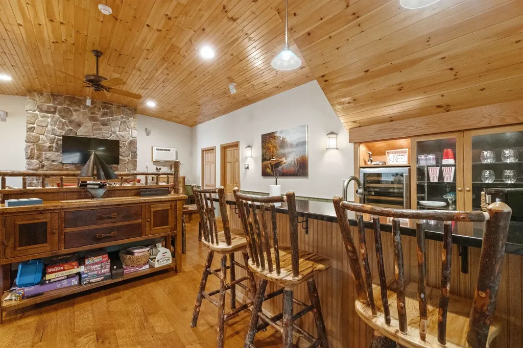 11 Geery Lane Moultonborough NH 03254