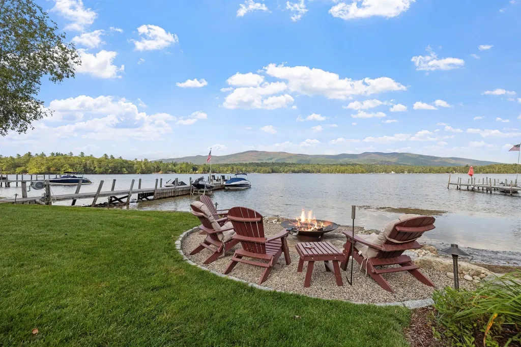 11 Geery Lane Moultonborough NH 03254