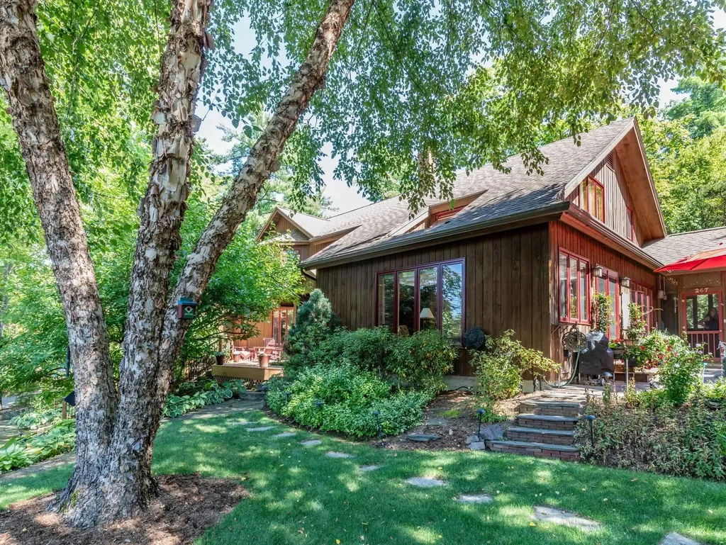 267 South Cove Road Burlington VT 05401