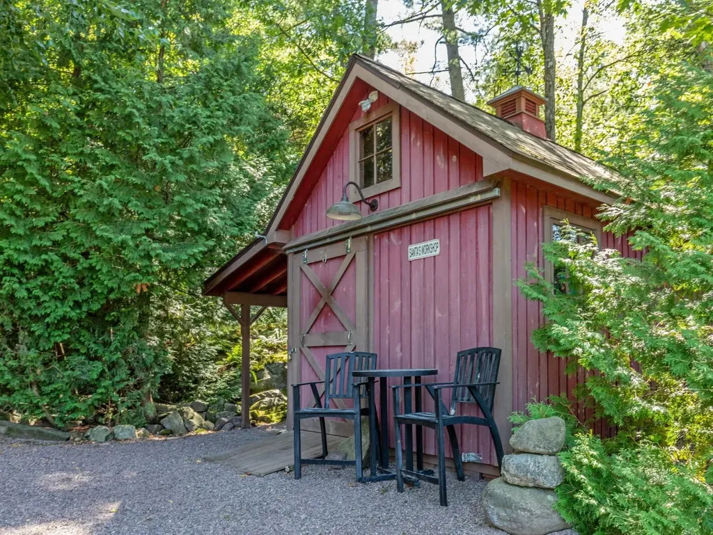 267 South Cove Road Burlington VT 05401