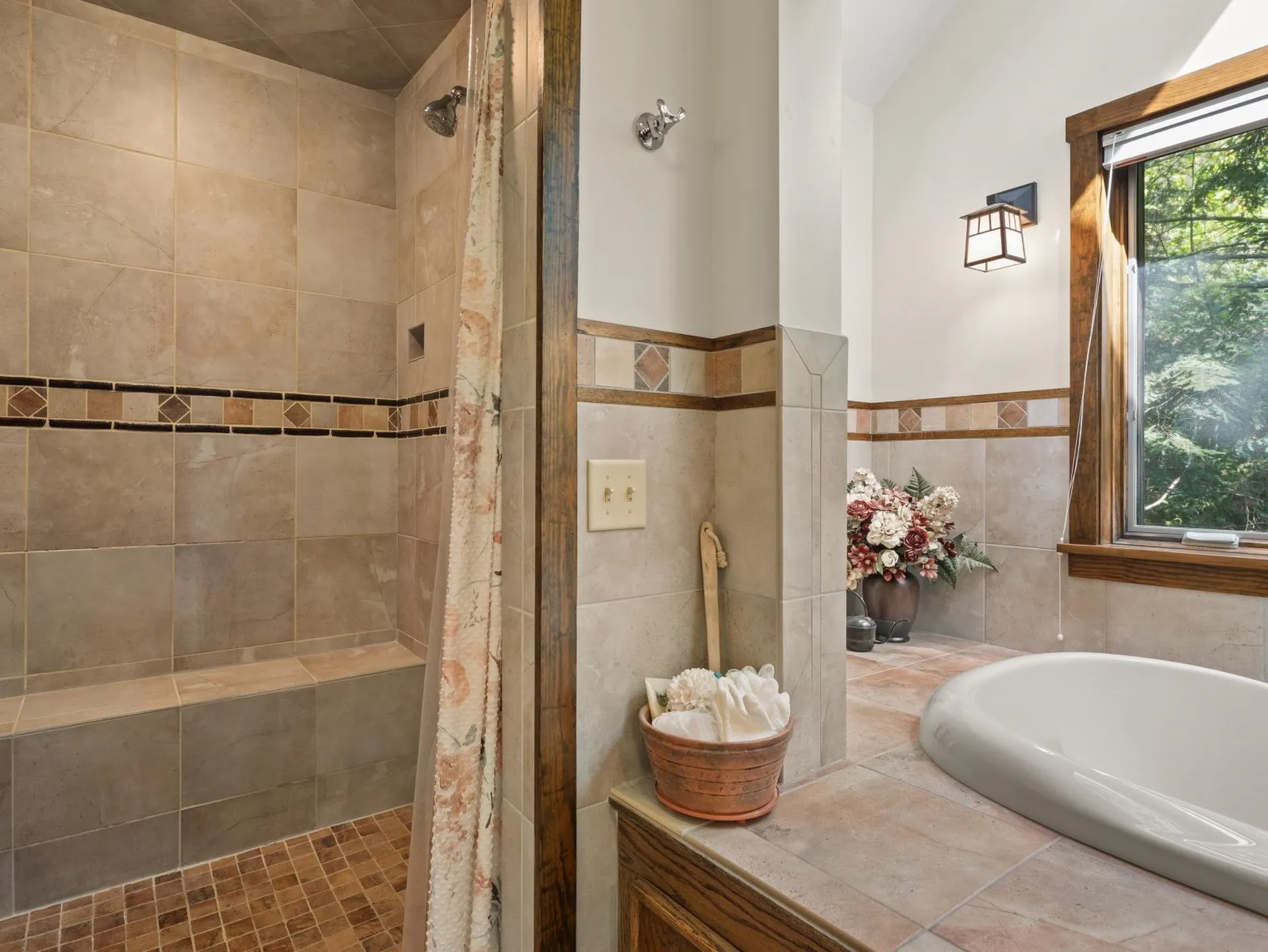 267 South Cove Road Burlington VT 05401