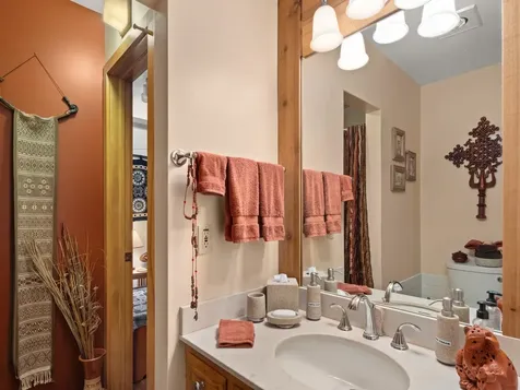 267 South Cove Road Burlington VT 05401