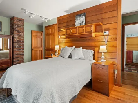 267 South Cove Road Burlington VT 05401