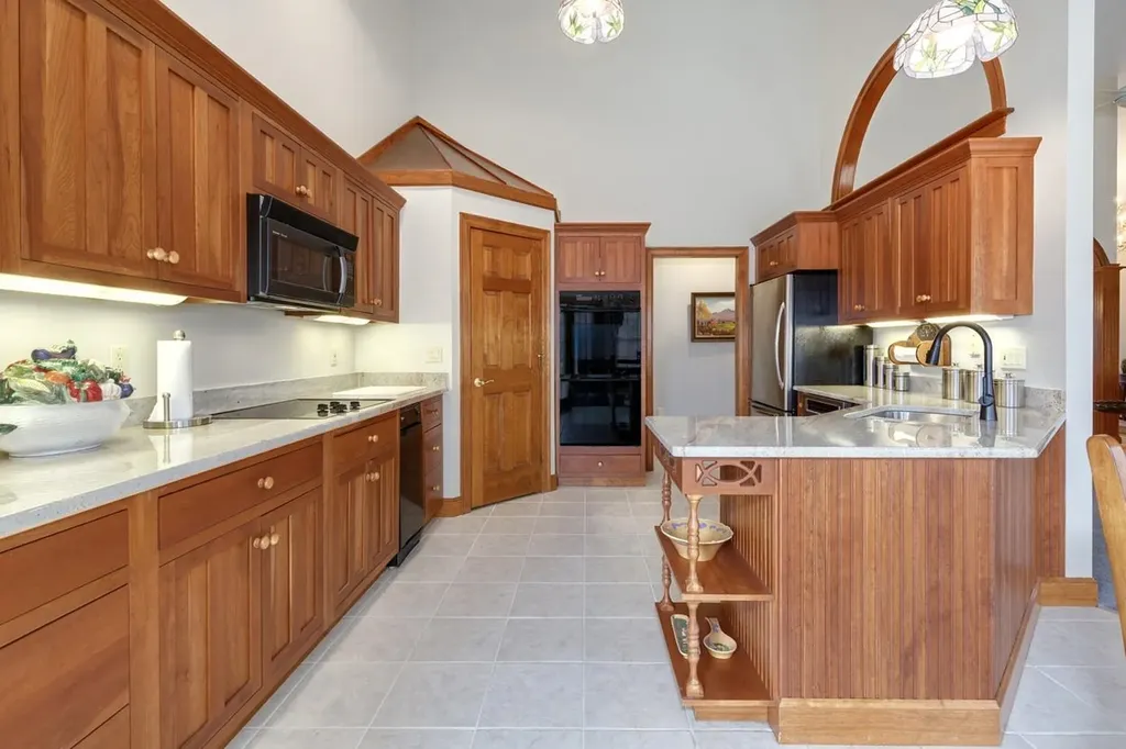 24 Foxcross Circle Concord NH 03301