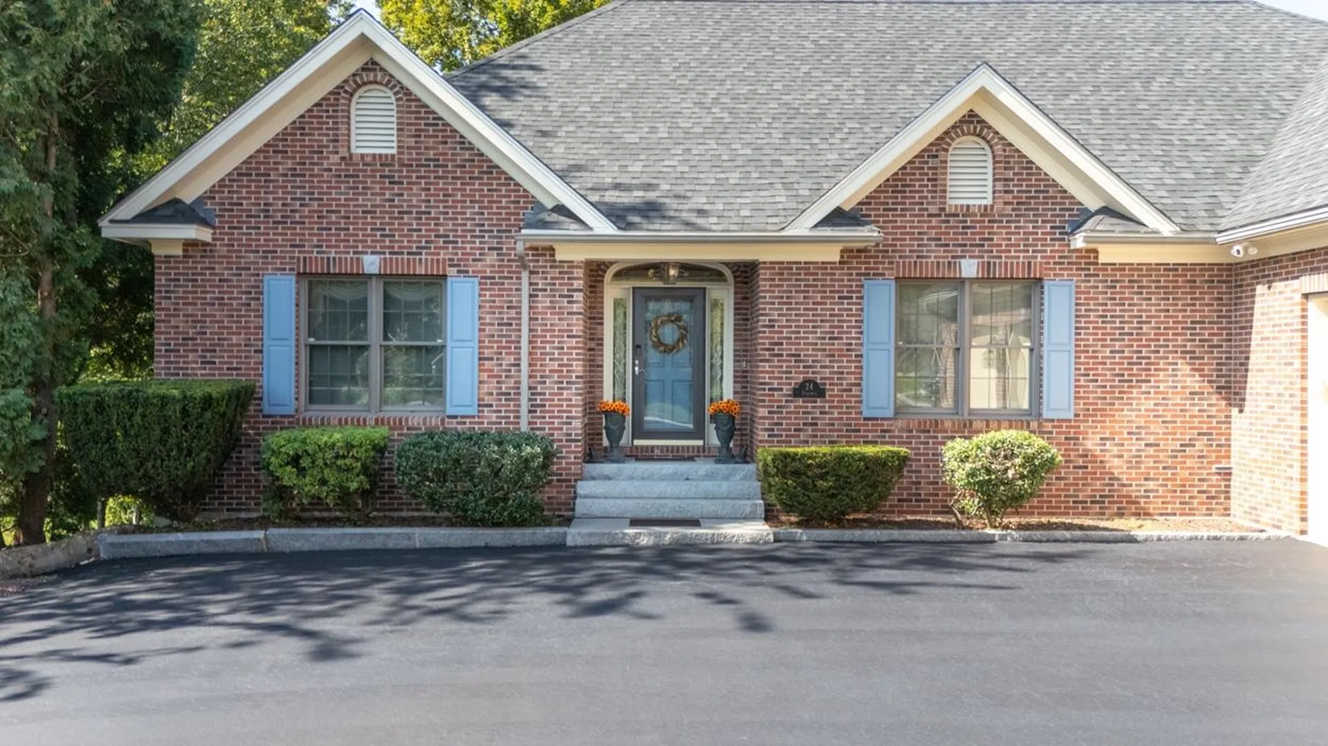 24 Foxcross Circle Concord NH 03301