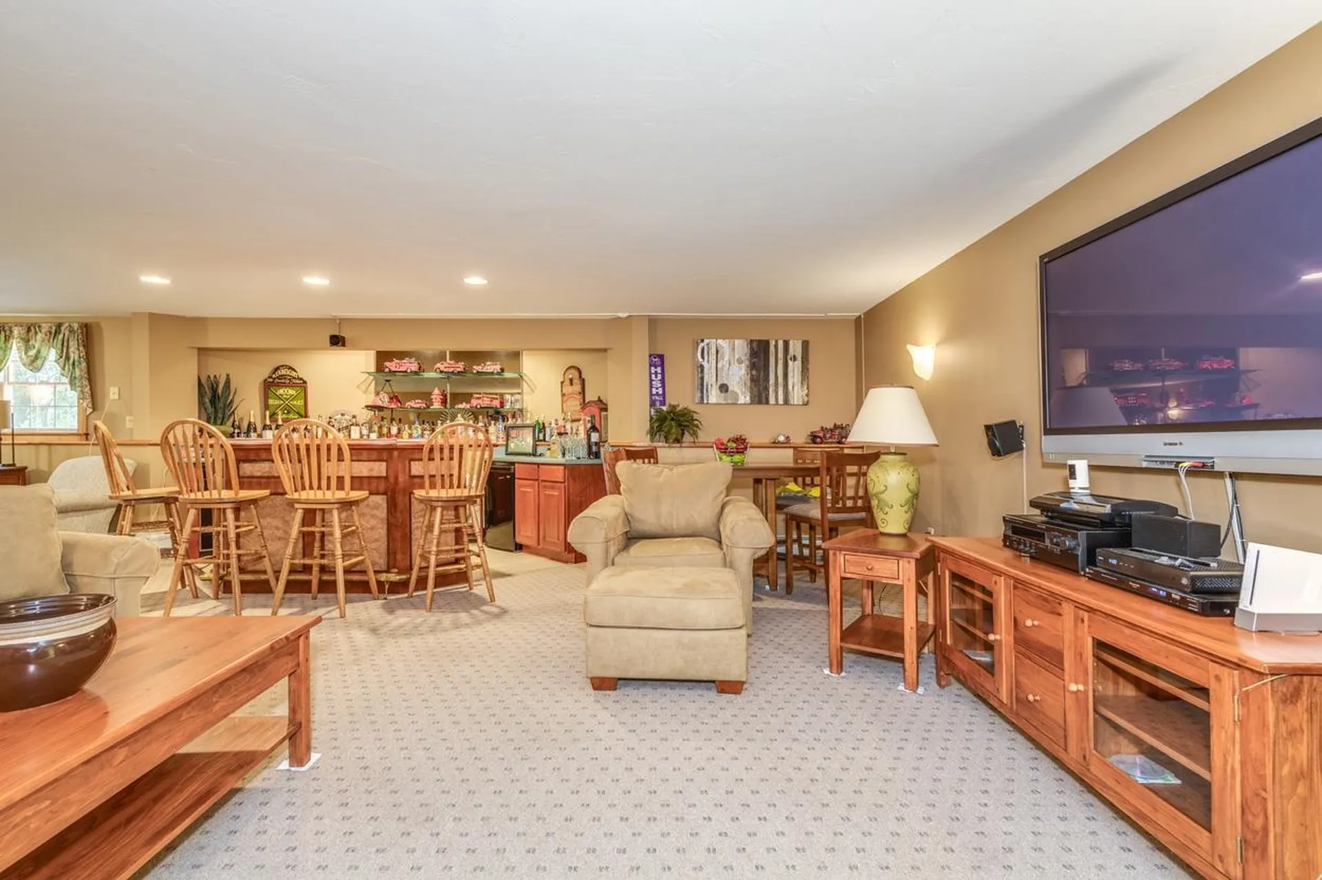 24 Foxcross Circle Concord NH 03301