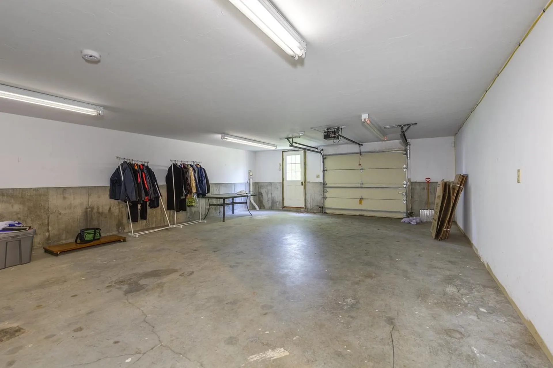 24 Foxcross Circle Concord NH 03301