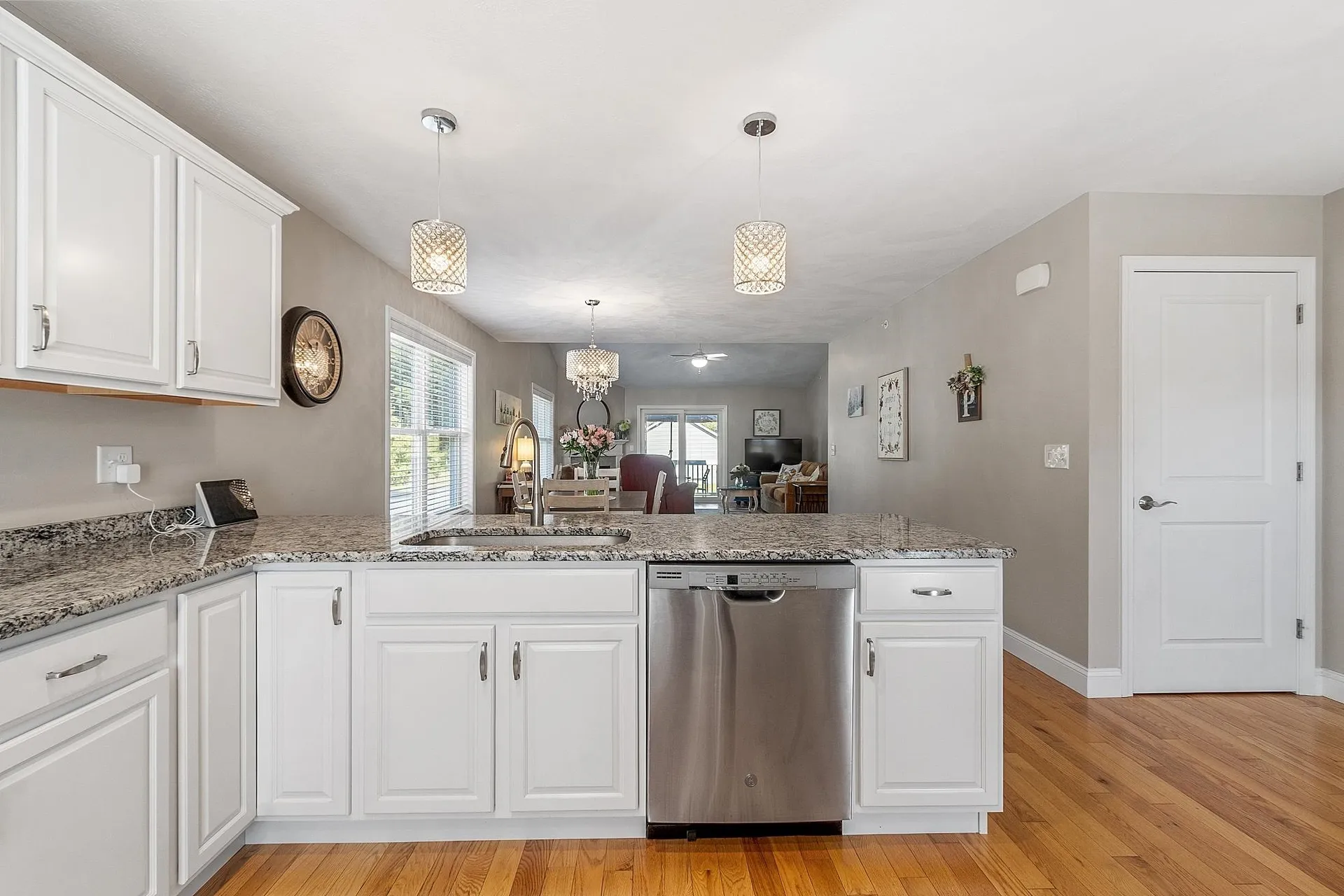 1 Redwood Road Pelham NH 03076