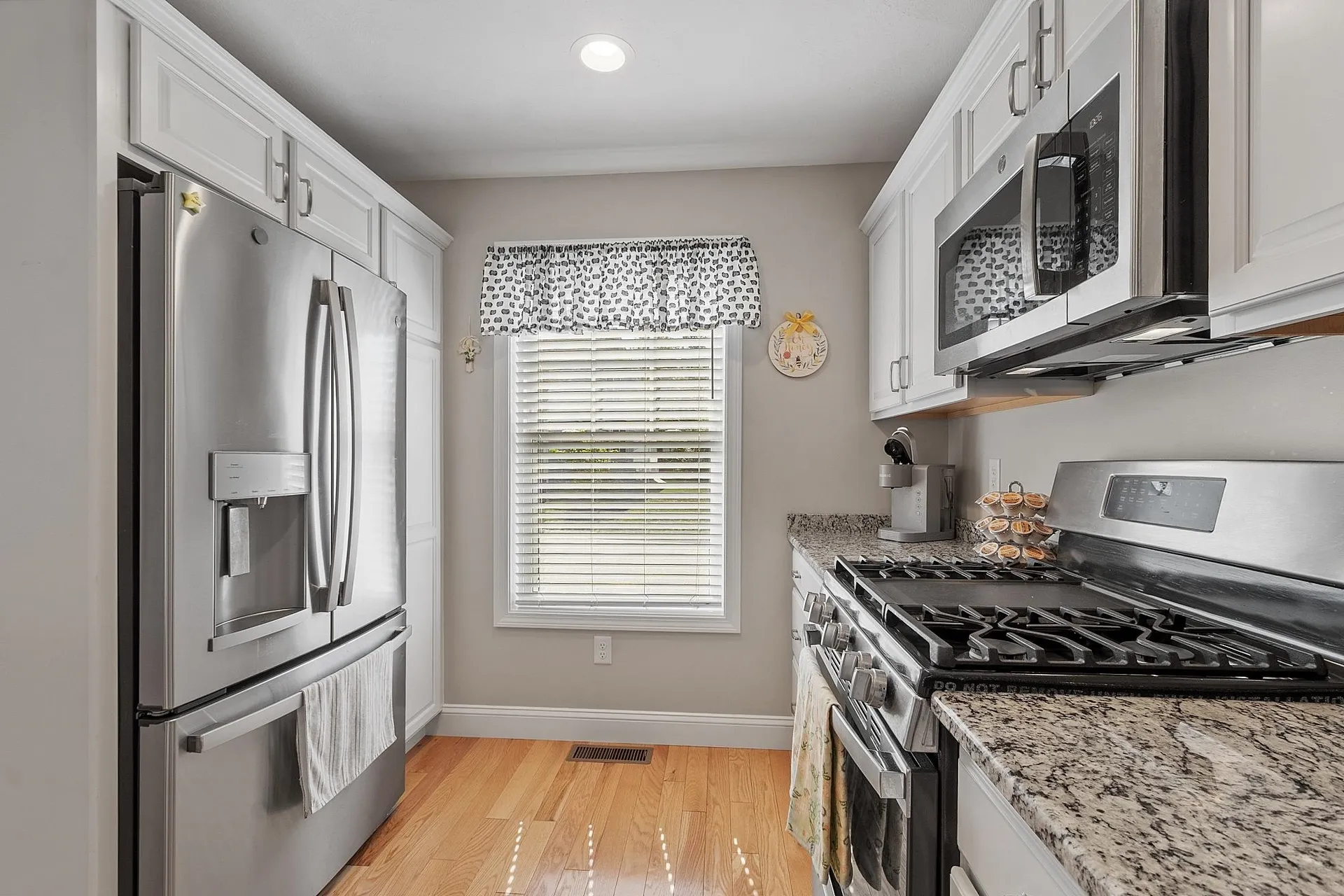 1 Redwood Road Pelham NH 03076