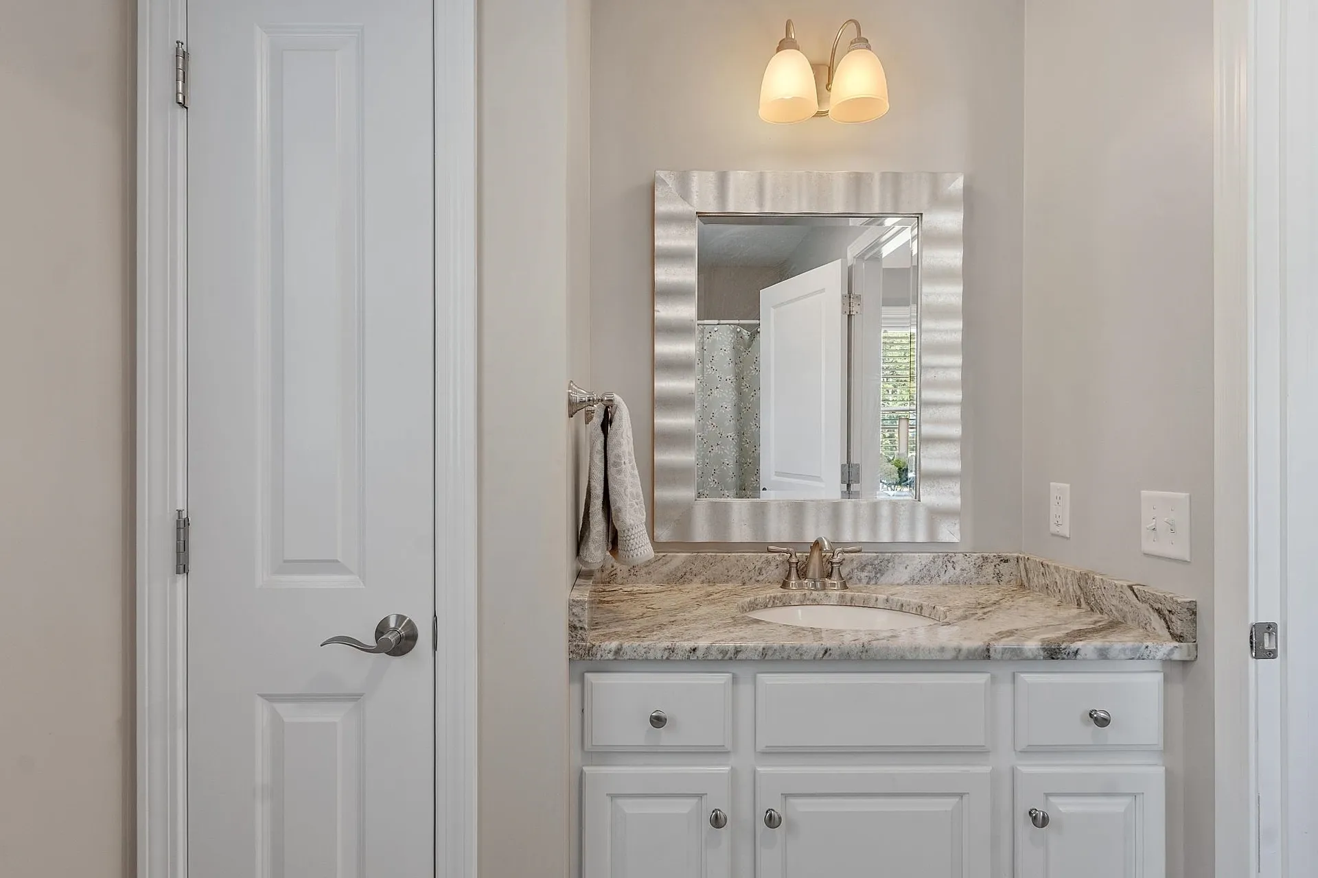 1 Redwood Road Pelham NH 03076