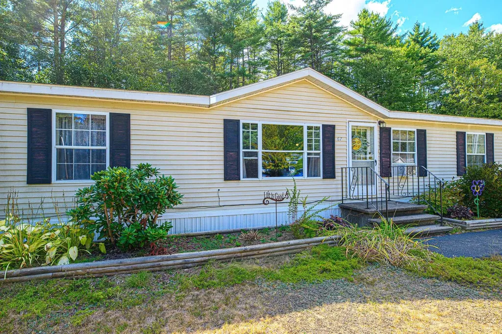 67 Pamela Drive Hopkinton NH 03229