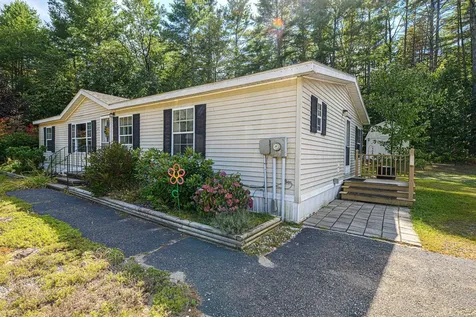 67 Pamela Drive Hopkinton NH 03229