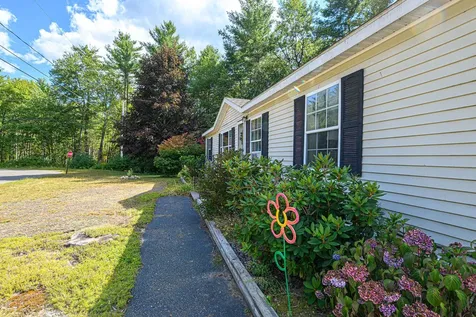 67 Pamela Drive Hopkinton NH 03229