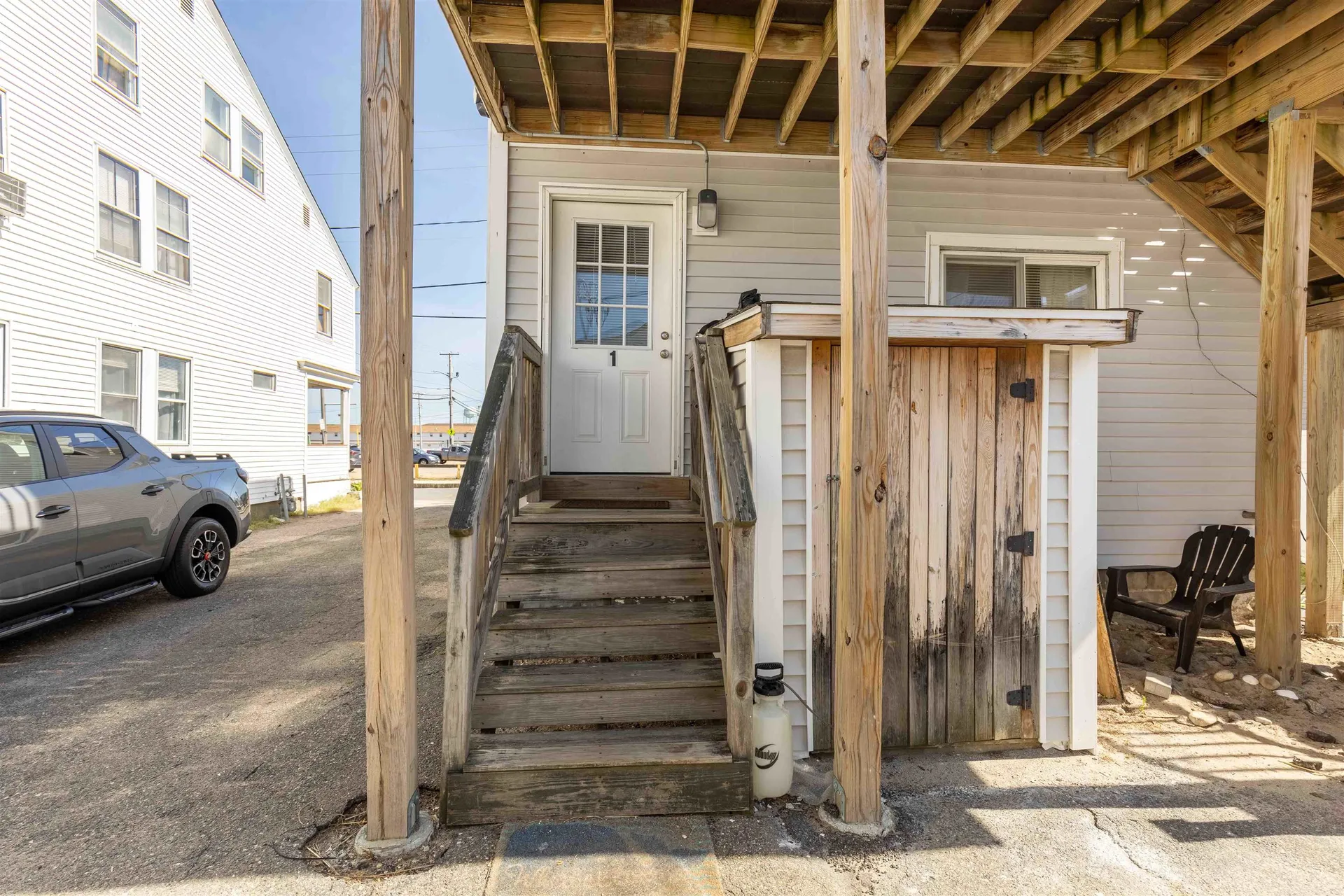 19 F Street Hampton NH 03842