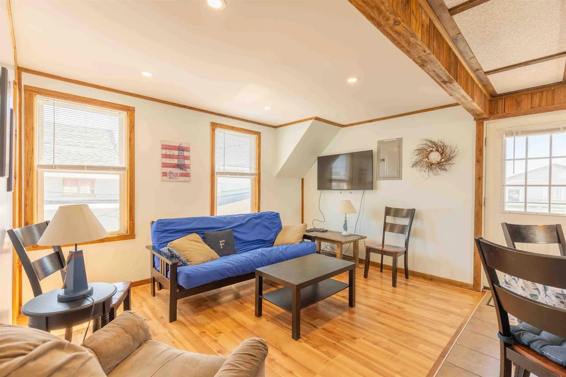 19 F Street Hampton NH 03842