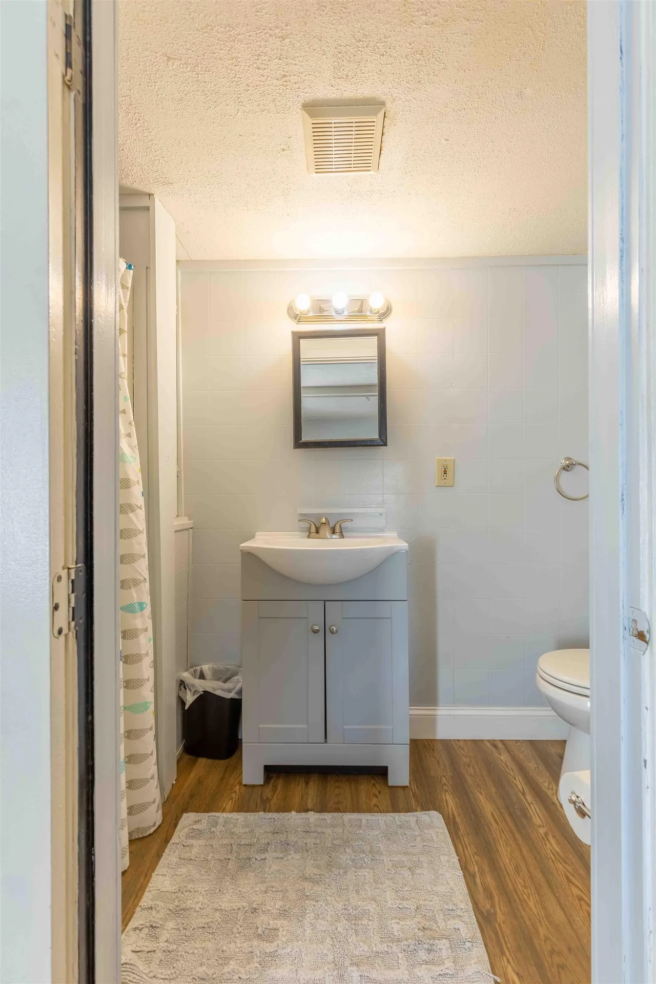 19 F Street Hampton NH 03842