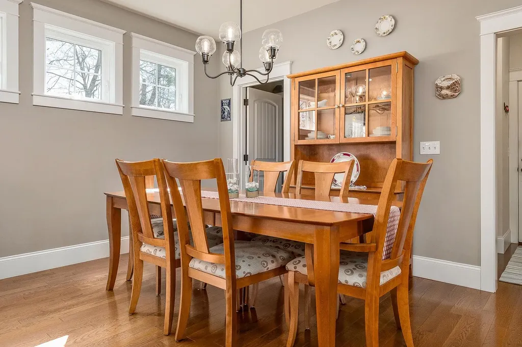 25 Shore Lane Dover NH 03820