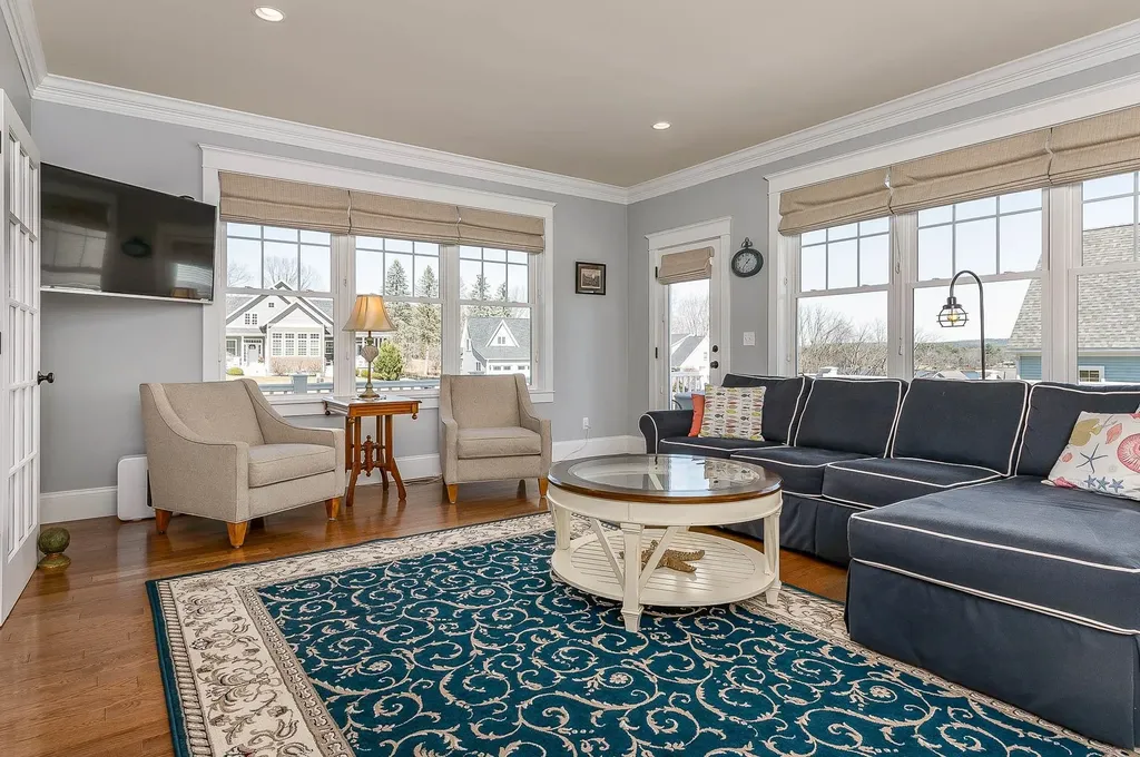 25 Shore Lane Dover NH 03820